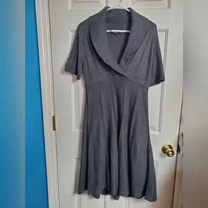 Jones New York Size Medium Gray Sweater Dress